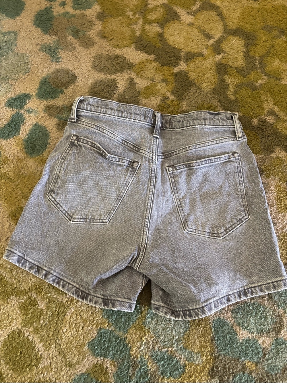 Abercrombie & Fitch Denim High-Rise Shorts - Picture 2 of 3